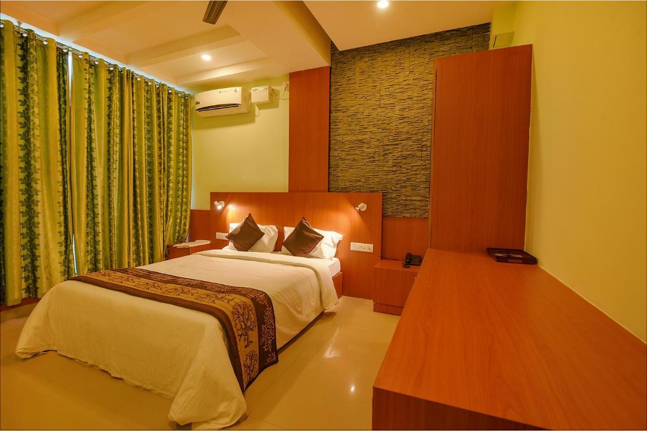 Fabhotel The Btm Palace - Btm Layout Nr Gopalan Innovation Mall Bengaluru Zewnętrze zdjęcie