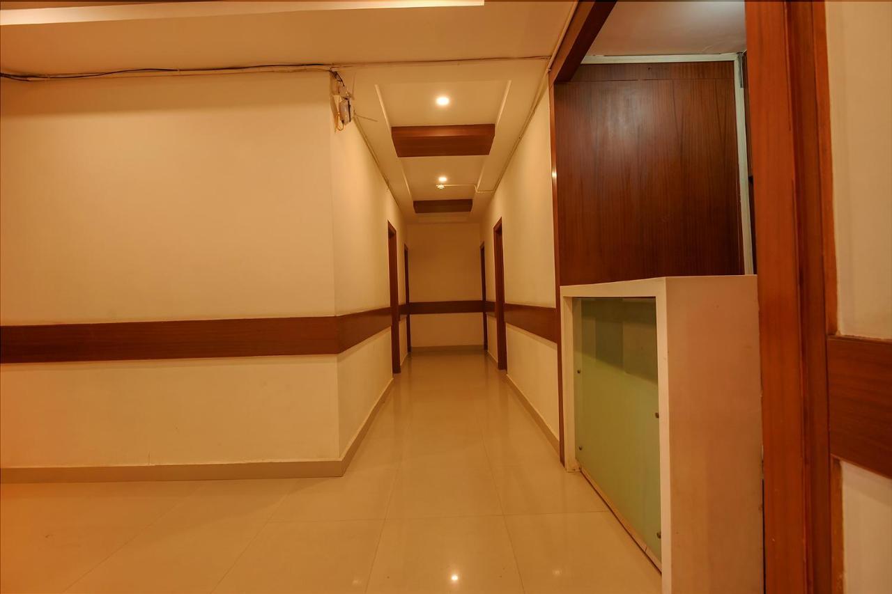 Fabhotel The Btm Palace - Btm Layout Nr Gopalan Innovation Mall Bengaluru Zewnętrze zdjęcie