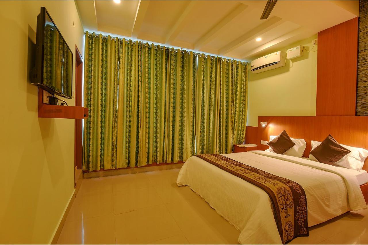 Fabhotel The Btm Palace - Btm Layout Nr Gopalan Innovation Mall Bengaluru Zewnętrze zdjęcie