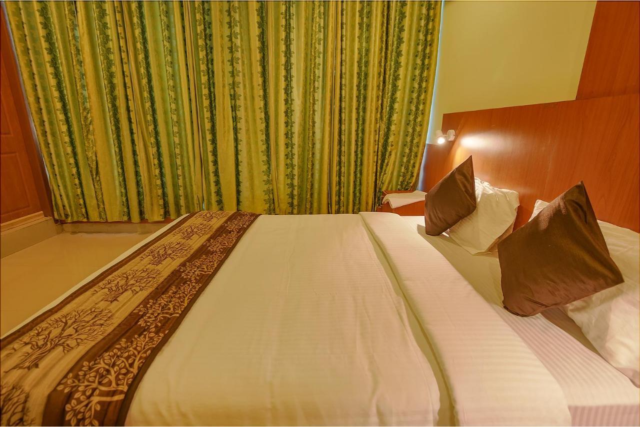 Fabhotel The Btm Palace - Btm Layout Nr Gopalan Innovation Mall Bengaluru Zewnętrze zdjęcie